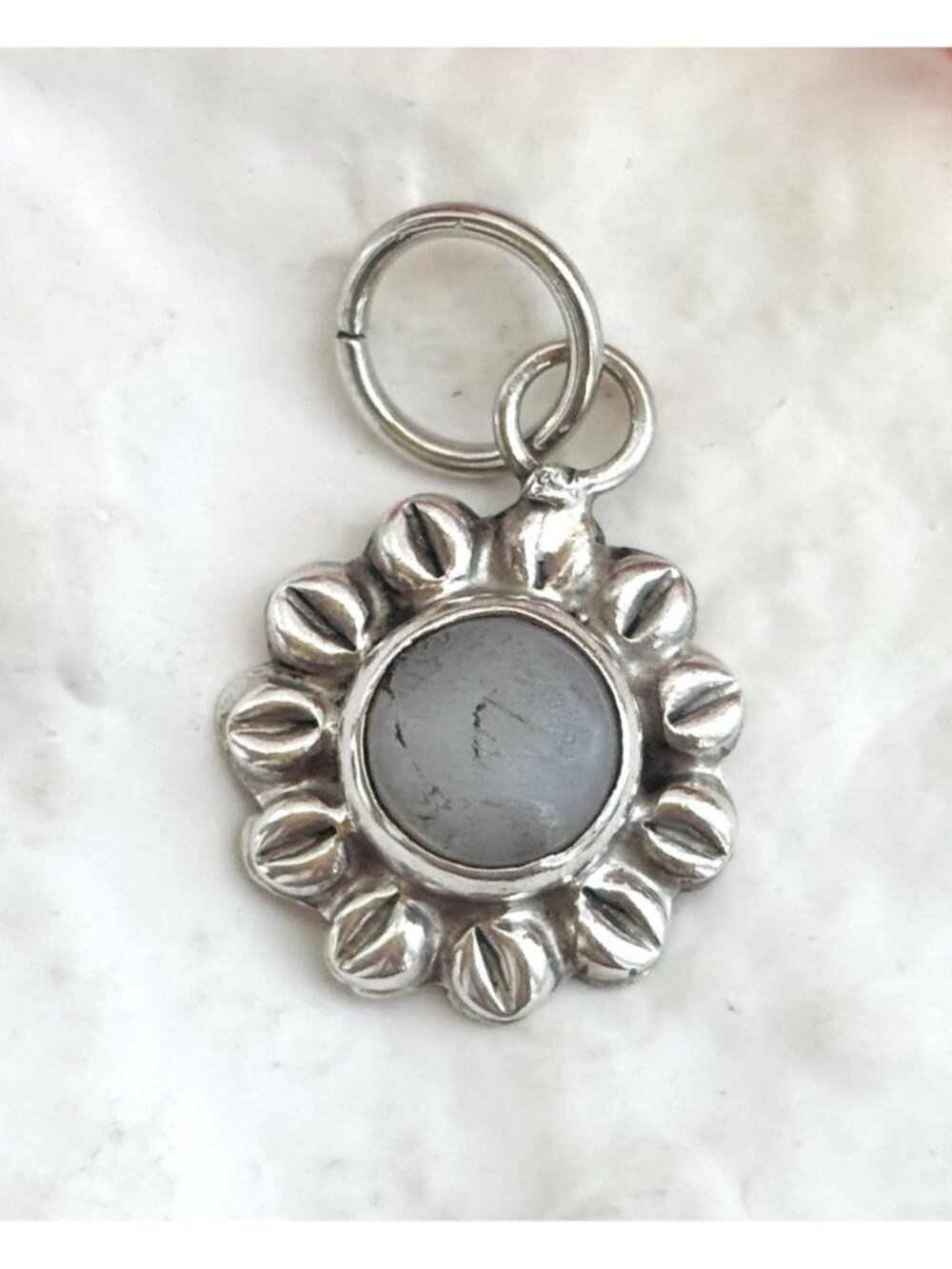 Sunflower Framed Blue Quartz Sterling Silver 925 Vintage Pendant | Charm